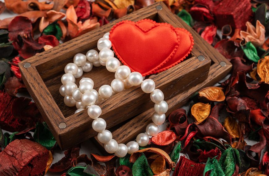 ¿Cuánto cuesta un collar de perlas auténtico?